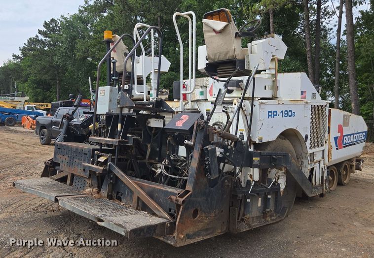 image for item DT3510 2016 Roadtec RP-190e paver