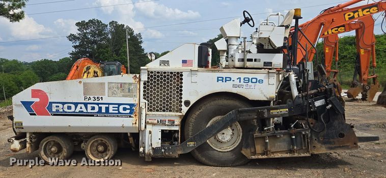 image for item DT3510 2016 Roadtec RP-190e paver
