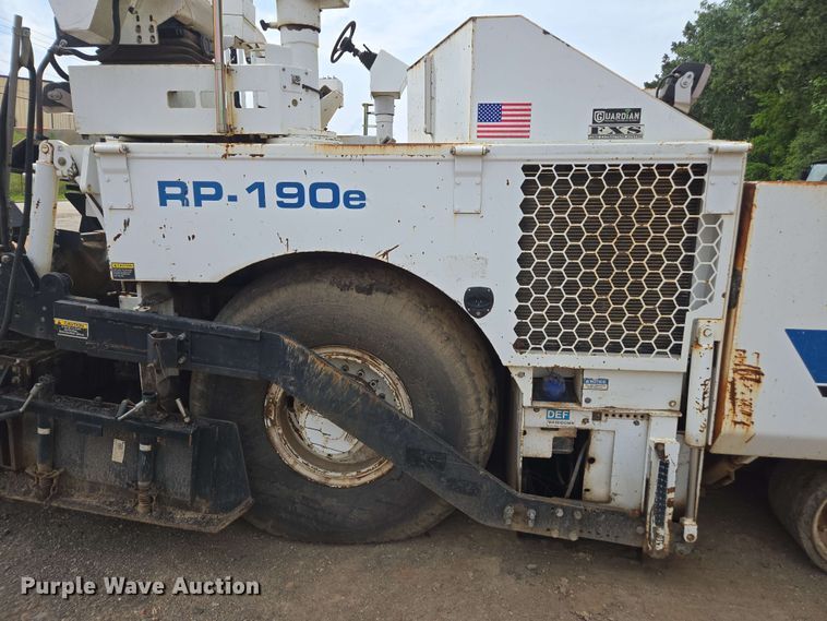 image for item DT3510 2016 Roadtec RP-190e paver