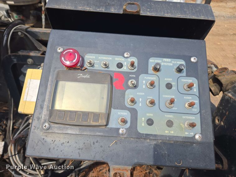 image for item DT3510 2016 Roadtec RP-190e paver