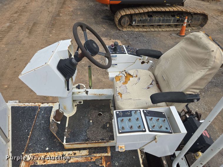 image for item DT3510 2016 Roadtec RP-190e paver