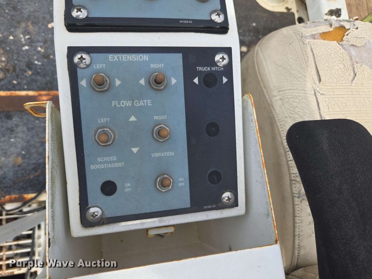 image for item DT3510 2016 Roadtec RP-190e paver