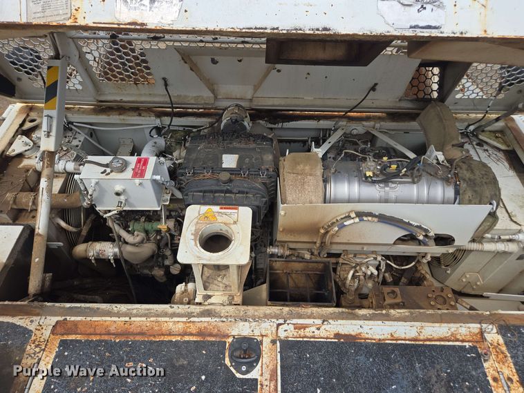 image for item DT3510 2016 Roadtec RP-190e paver