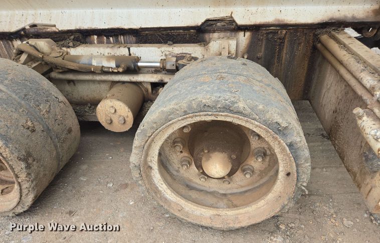 image for item DT3510 2016 Roadtec RP-190e paver