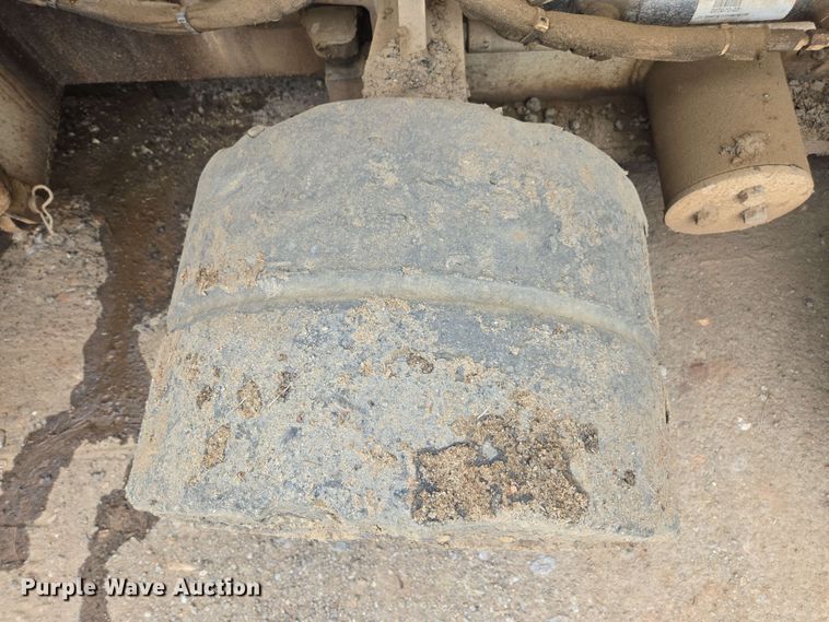 image for item DT3510 2016 Roadtec RP-190e paver