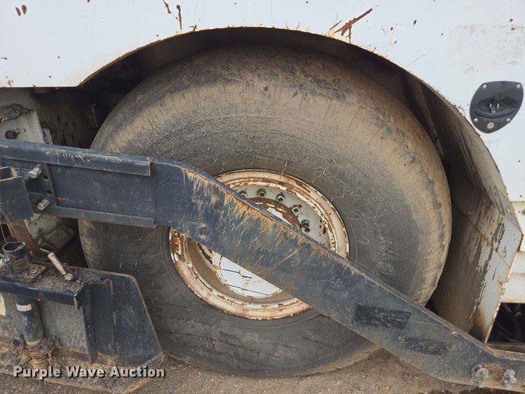 image for item DT3510 2016 Roadtec RP-190e paver