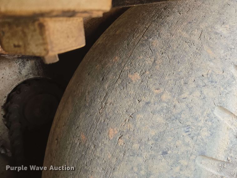 image for item DT3510 2016 Roadtec RP-190e paver