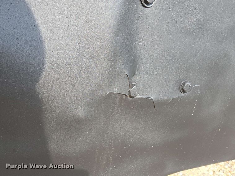 image for item DT4869 2004 Peterbilt 357 dump truck