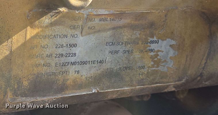 image for item DT4869 2004 Peterbilt 357 dump truck