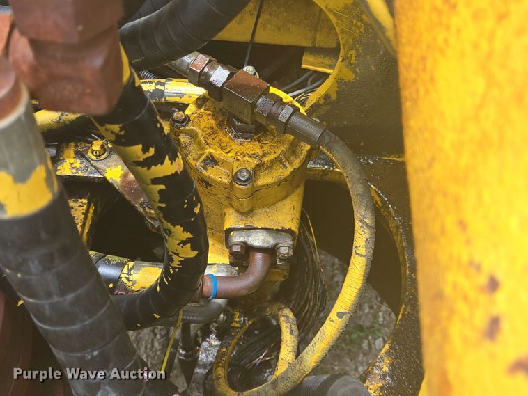 image for item DT4873 Komatsu excavator