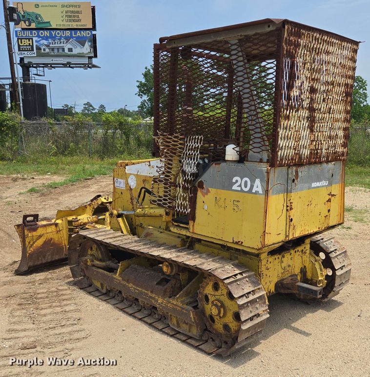 image for item DT4874 Komatsu D20A-7 dozer