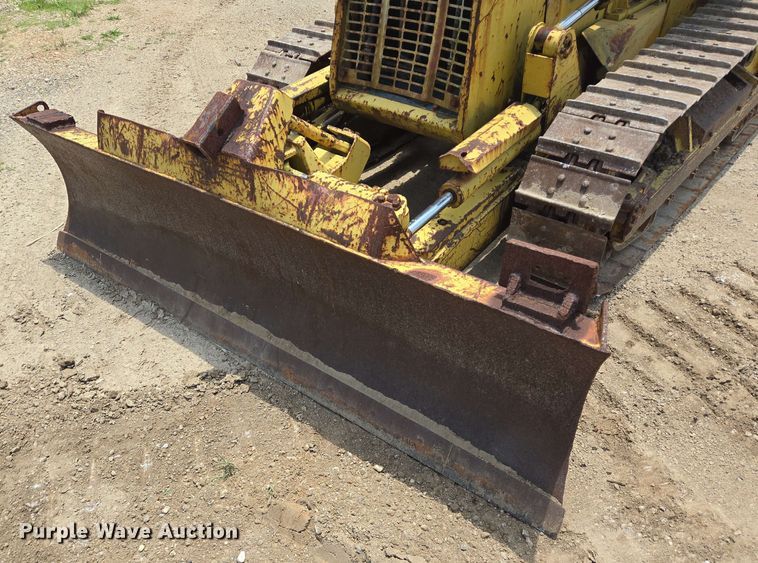 image for item DT4874 Komatsu D20A-7 dozer