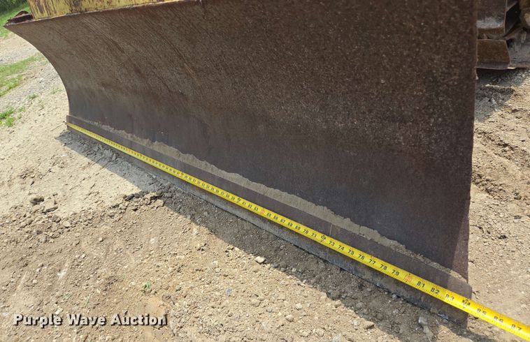 image for item DT4874 Komatsu D20A-7 dozer