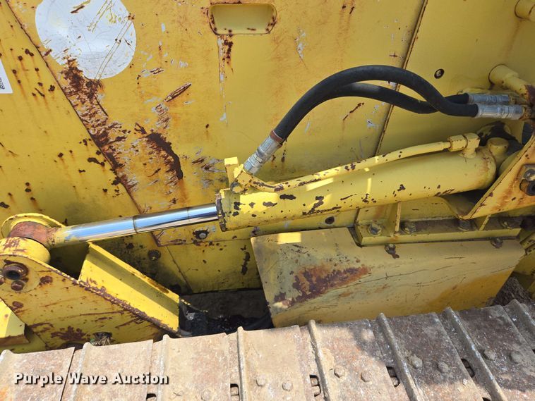 image for item DT4874 Komatsu D20A-7 dozer