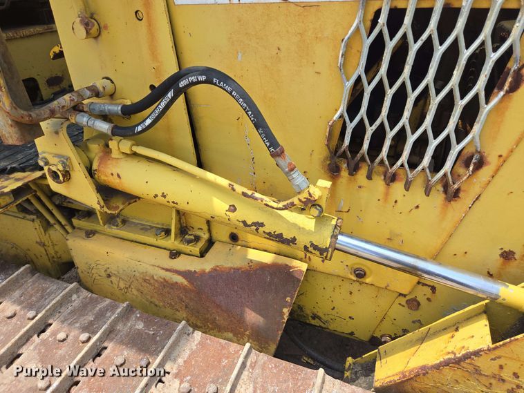 image for item DT4874 Komatsu D20A-7 dozer