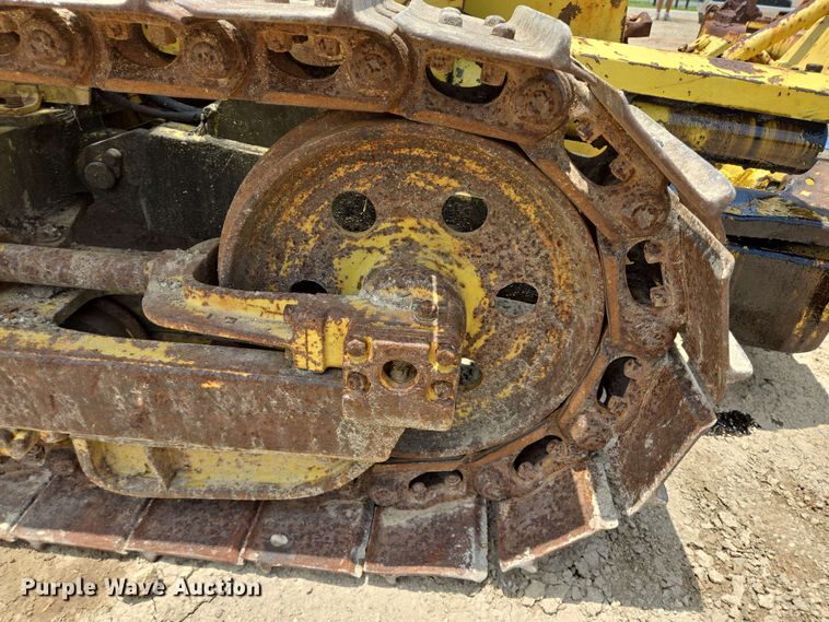 image for item DT4874 Komatsu D20A-7 dozer