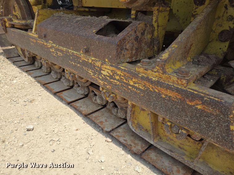 image for item DT4874 Komatsu D20A-7 dozer