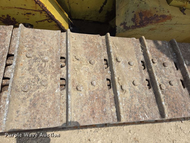 image for item DT4874 Komatsu D20A-7 dozer