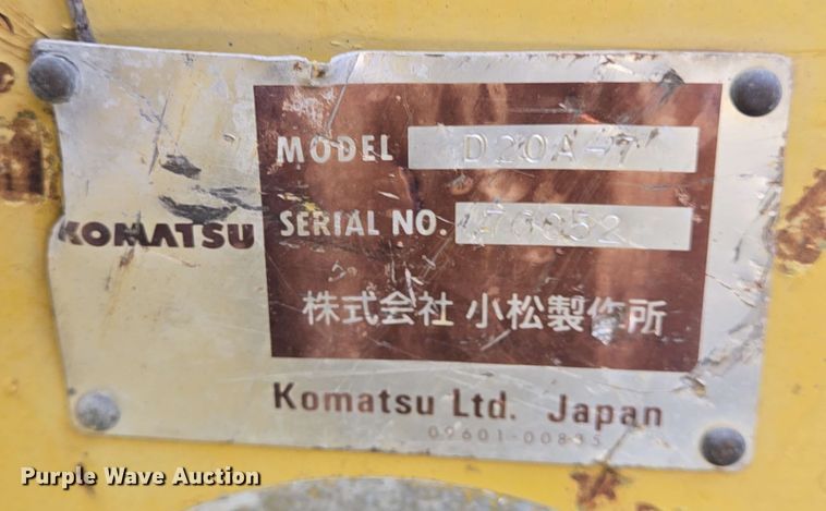 image for item DT4874 Komatsu D20A-7 dozer