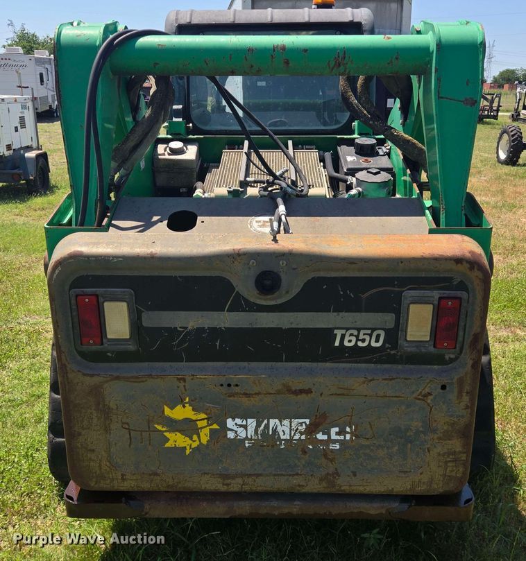 image for item DT4879 2010 Bobcat T650 tracked skid steer loader