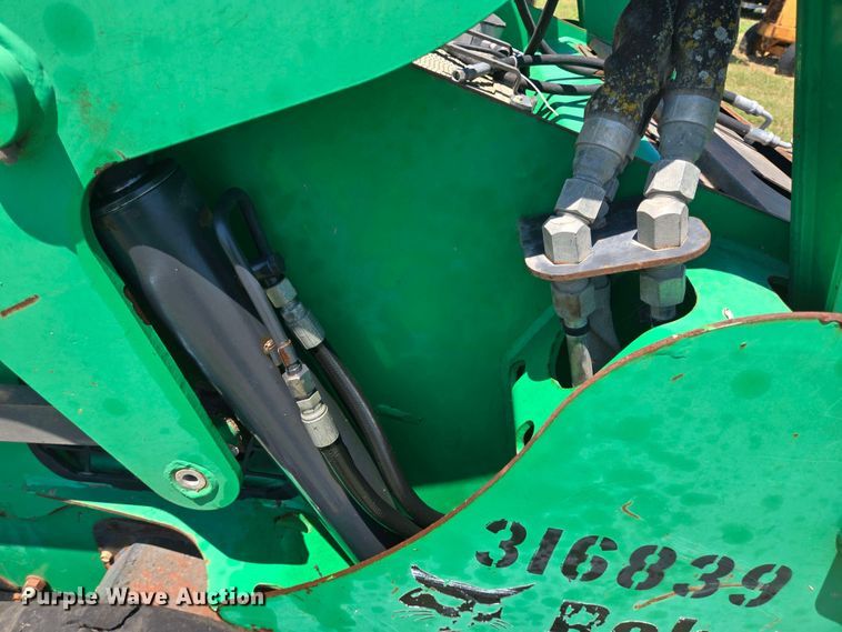 image for item DT4879 2010 Bobcat T650 tracked skid steer loader