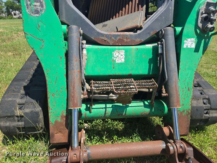 image for item DT4879 2010 Bobcat T650 tracked skid steer loader