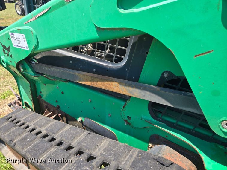 image for item DT4879 2010 Bobcat T650 tracked skid steer loader