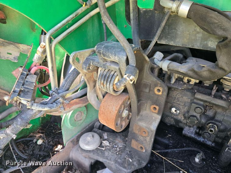 image for item DT4879 2010 Bobcat T650 tracked skid steer loader