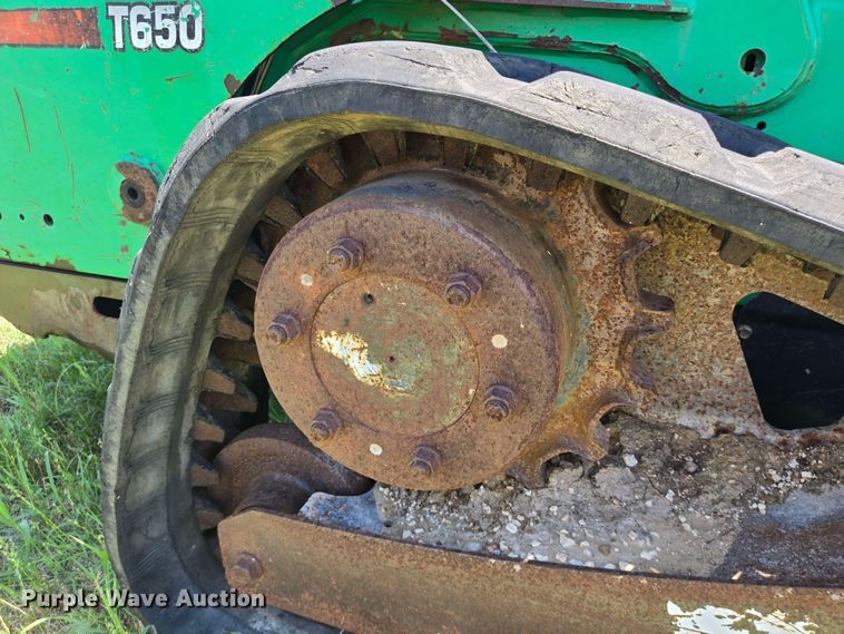 image for item DT4879 2010 Bobcat T650 tracked skid steer loader