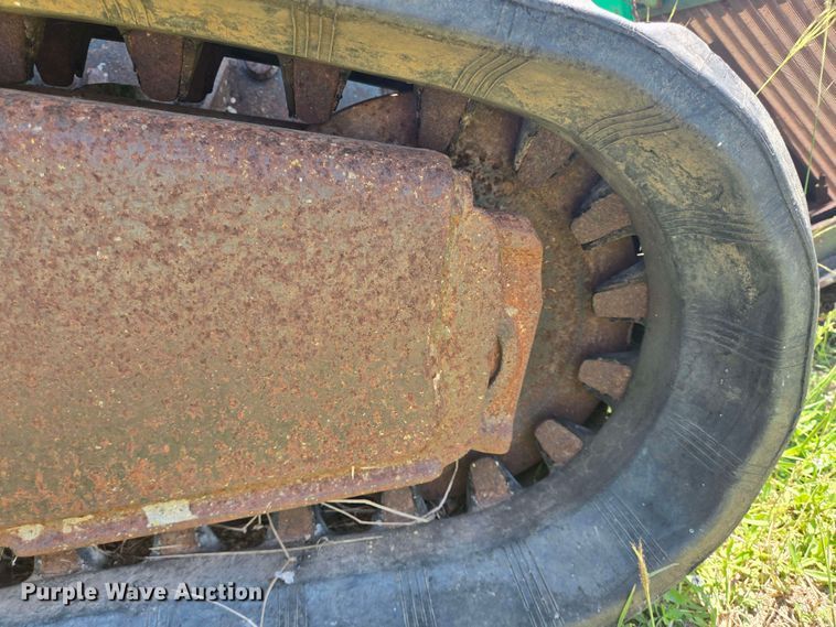 image for item DT4879 2010 Bobcat T650 tracked skid steer loader