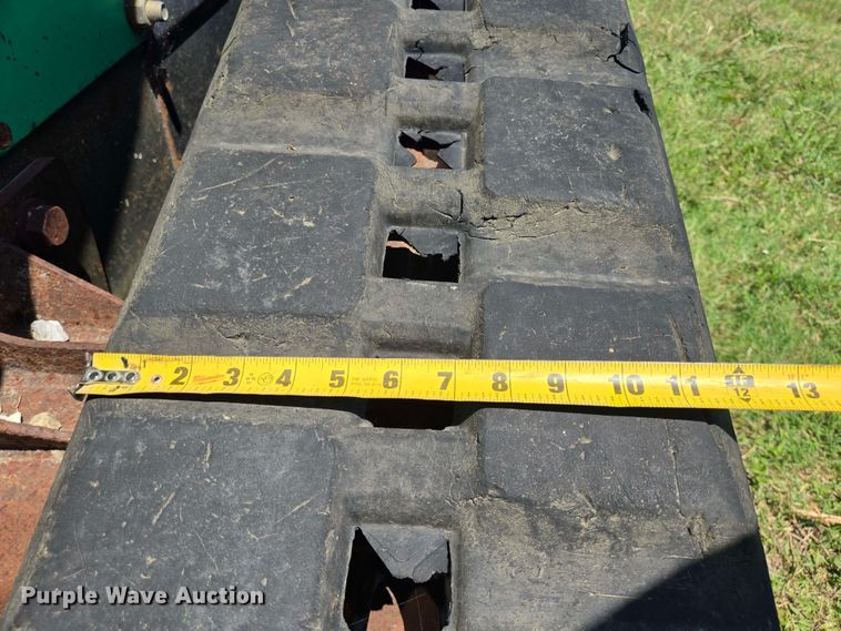 image for item DT4879 2010 Bobcat T650 tracked skid steer loader