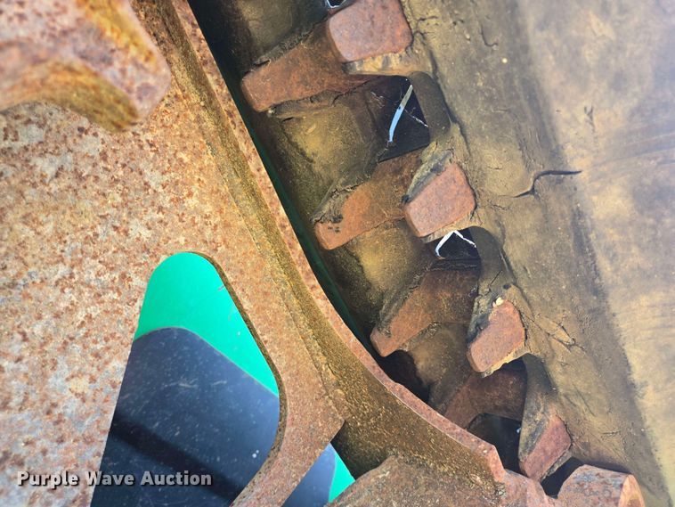 image for item DT4879 2010 Bobcat T650 tracked skid steer loader