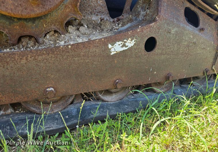 image for item DT4879 2010 Bobcat T650 tracked skid steer loader