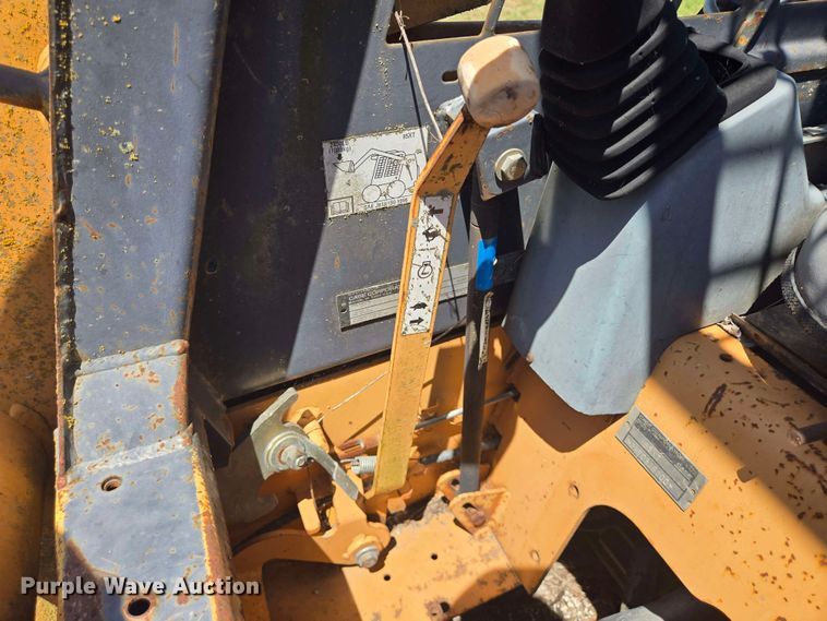 image for item DT4880 2001 Case 85XT skid steer loader