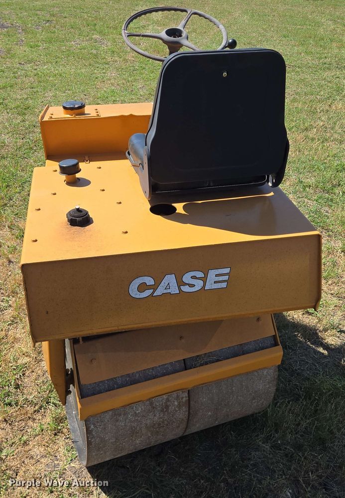 image for item DT4882 Case W-110 double drum roller