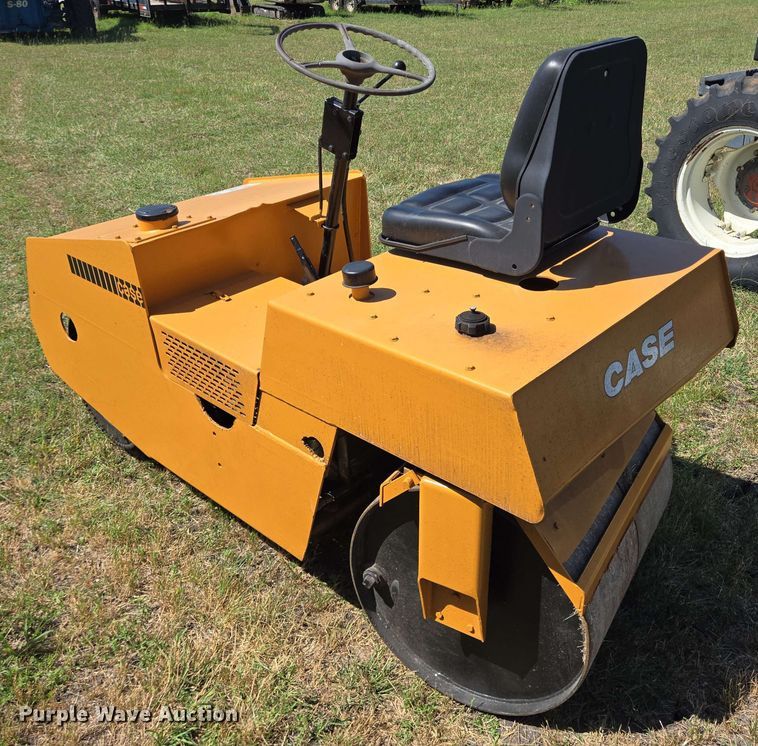 image for item DT4882 Case W-110 double drum roller