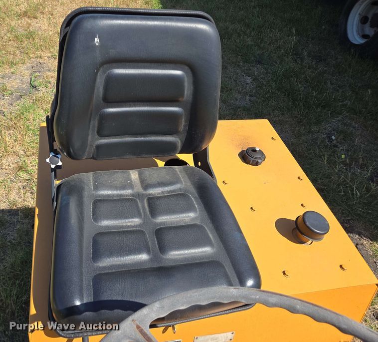 image for item DT4882 Case W-110 double drum roller