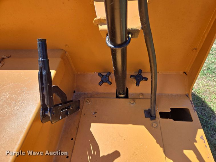 image for item DT4882 Case W-110 double drum roller