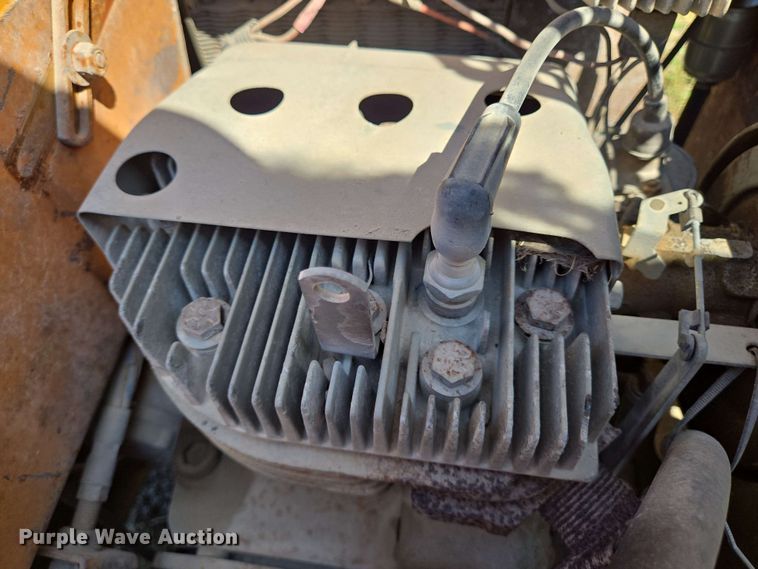 image for item DT4882 Case W-110 double drum roller