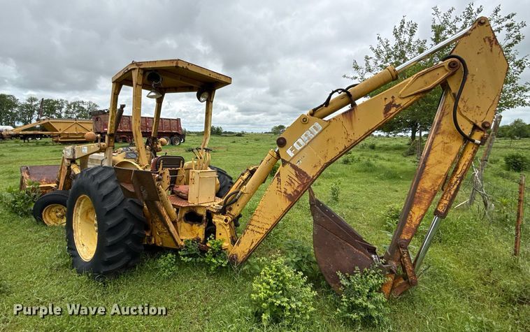 image for item DT6625 Ford 4500 backhoe