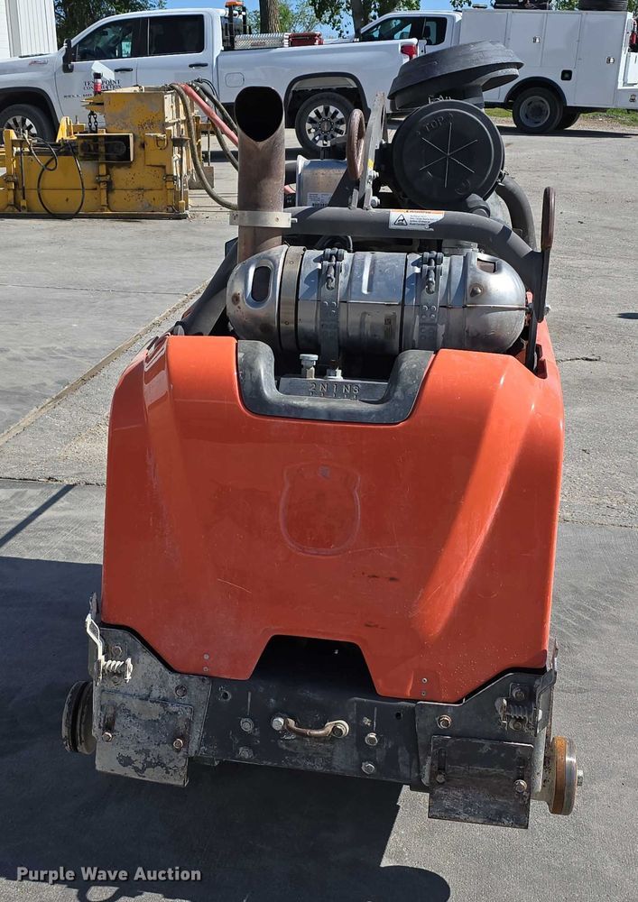 image for item DT6851 2016 Husqvarna FS7000D concrete saw