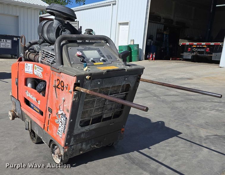 image for item DT6851 2016 Husqvarna FS7000D concrete saw