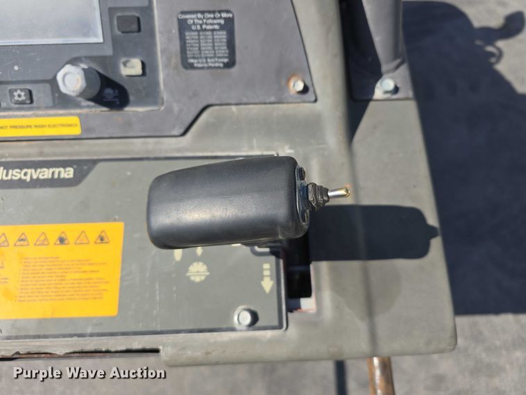 image for item DT6851 2016 Husqvarna FS7000D concrete saw