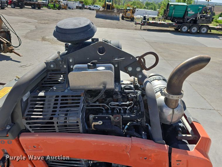 image for item DT6851 2016 Husqvarna FS7000D concrete saw