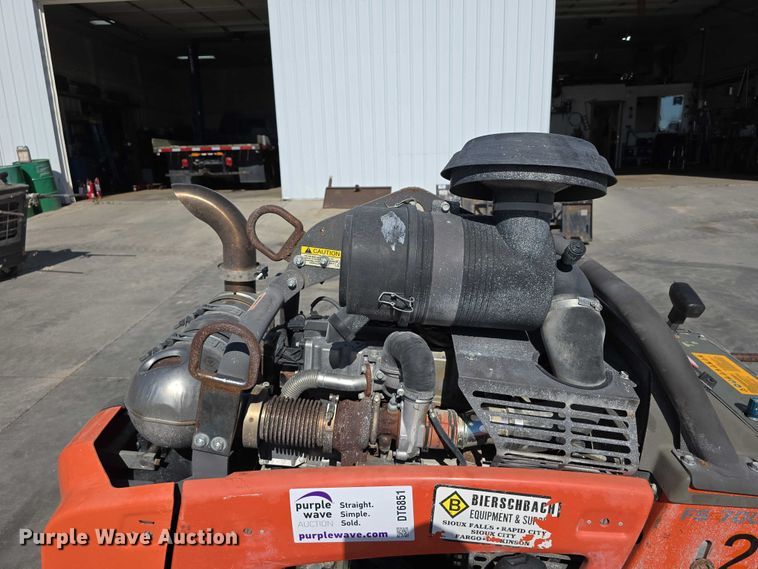 image for item DT6851 2016 Husqvarna FS7000D concrete saw