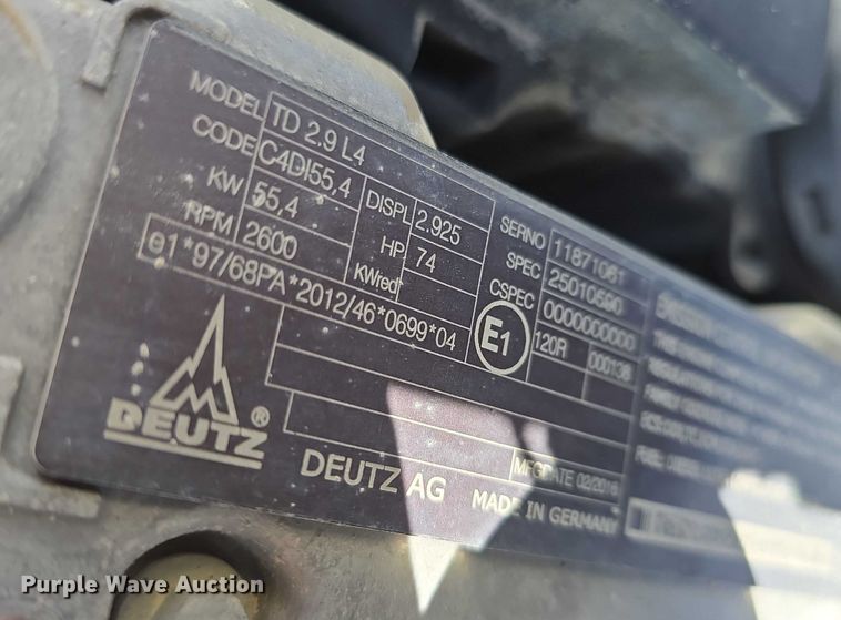 image for item DT6851 2016 Husqvarna FS7000D concrete saw