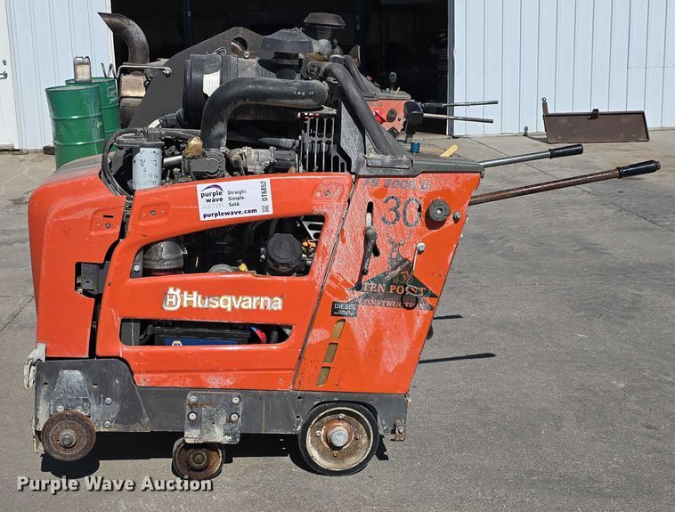image for item DT6852 2016 Husqvarna FS5000D concrete saw