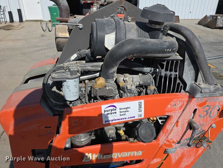 image for item DT6852 2016 Husqvarna FS5000D concrete saw