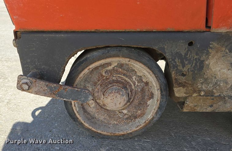 image for item DT6852 2016 Husqvarna FS5000D concrete saw