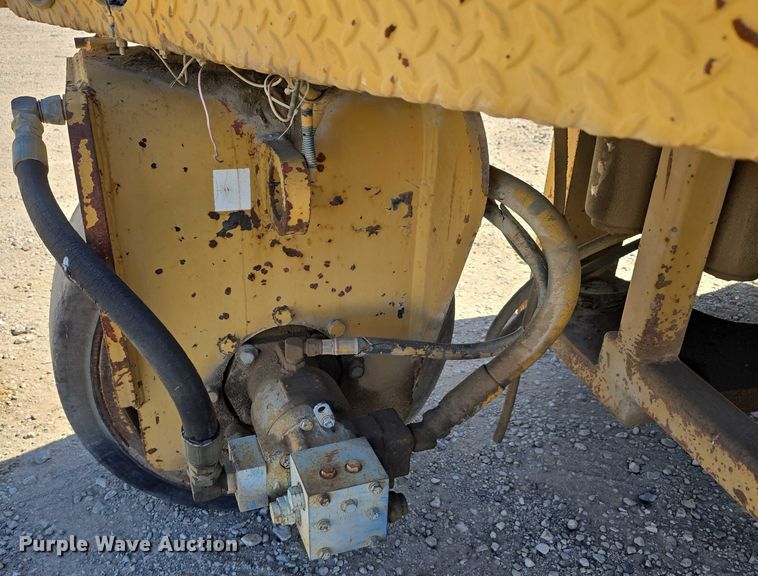 image for item DT6855 (2) Caterpillar PR-105 cold planers